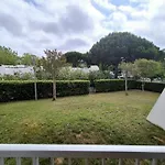 Moderne Design Avec Vu Sur Jardin , Piscine * Ла-Гранд-Мот